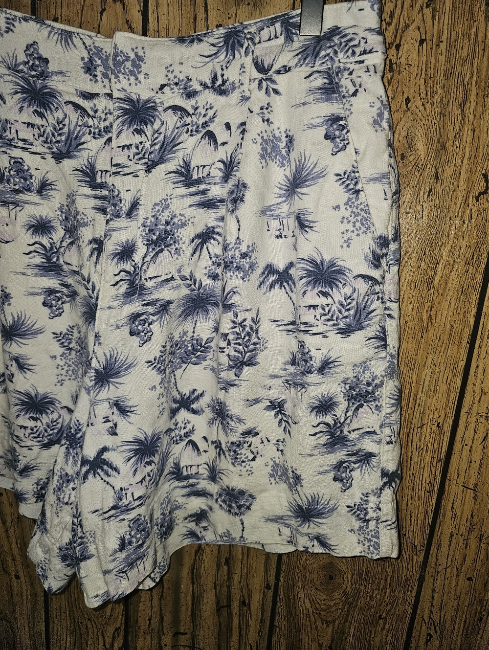 ABERCROMBIE & FITCH Linen Blend Hawaiian Tropical Shorts - Large - Picture 3 of 6